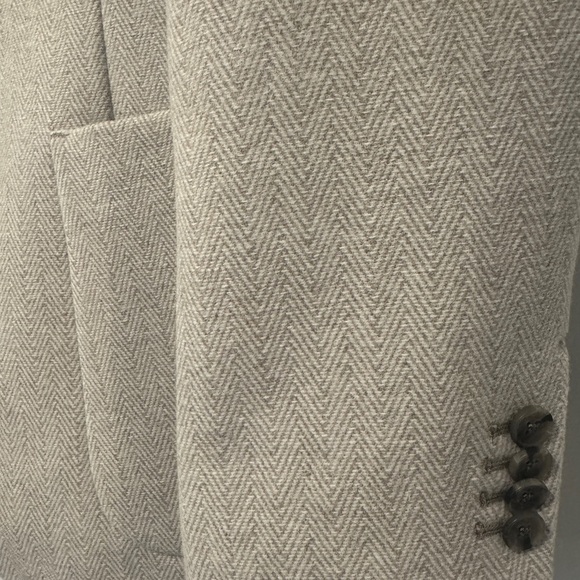 Banana Republic Light Tan Men's Herringbone Blazer - Picture 2 of 5